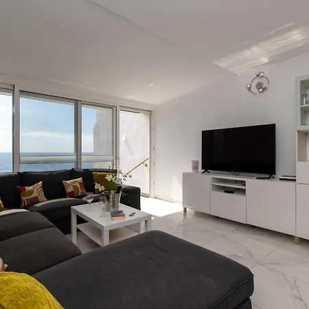Lovely 1 Bedroom With Sea Views Appartamento *